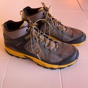 Columbia Switchback hiking boot size 11